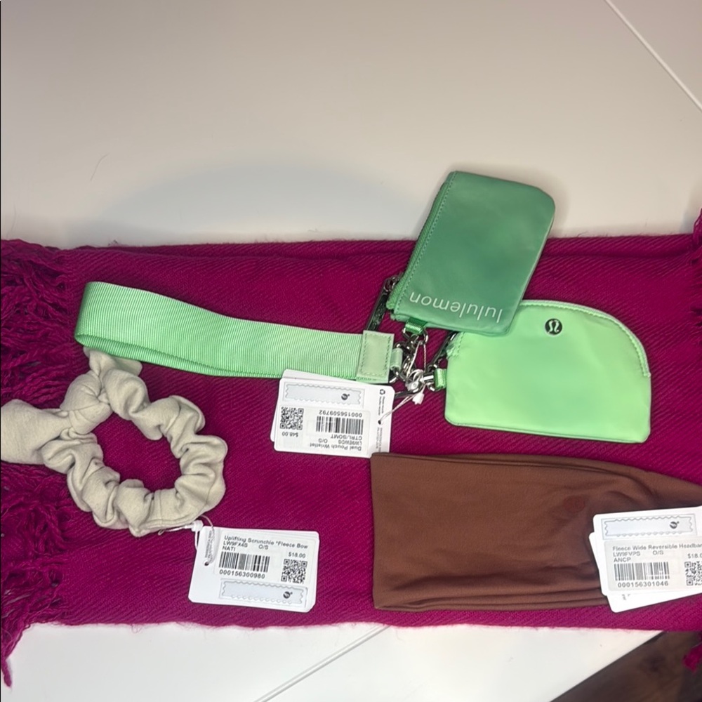 lululemon athletica Mint Green wristlet, scrunchie, & Reversible Headband NWT!!